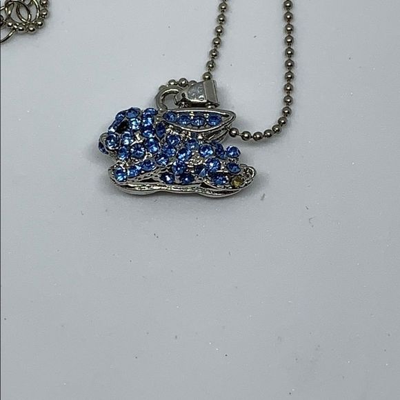 Light blue crystal rabbit pendant and chain - Picture 7 of 8